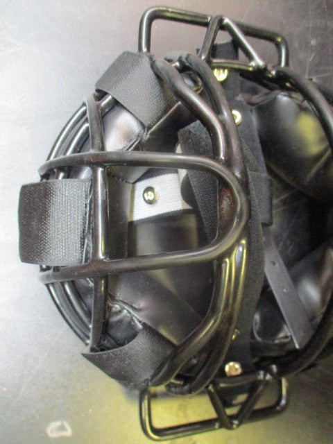 Umpire Catchers Mask