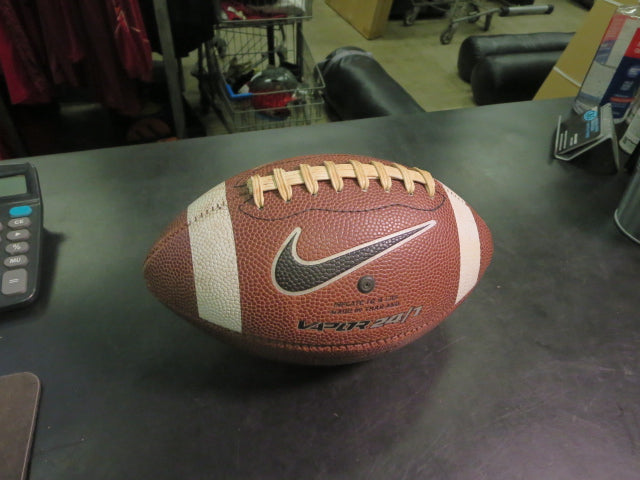 Load image into Gallery viewer, Used Nike Vapor 24/7 Peewee Sized Football
