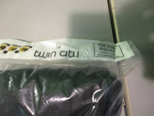 Twin City Adult RM 850 5 Ply Black Hockey Socks