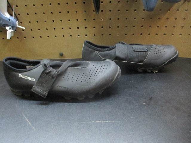 Load image into Gallery viewer, Used Shimano SH-MX100 Cycling Shoes - Size 42

