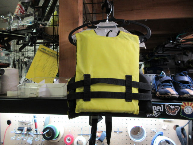 Load image into Gallery viewer, Used Airhead Life Jacket - 30-50lb
