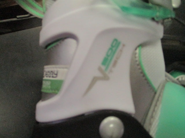 Load image into Gallery viewer, Used Roller Derby V500 Tech Adjustable Inline Skates Size 6-9
