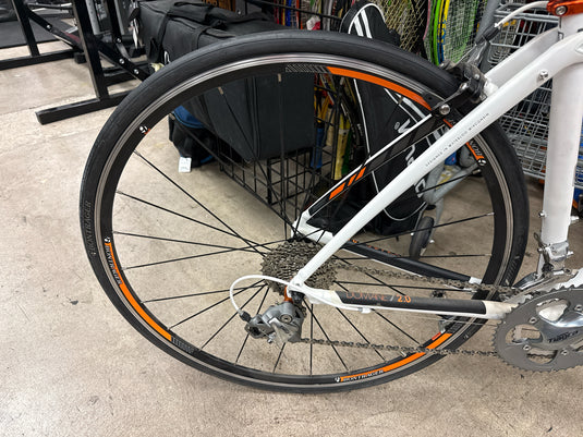 Used Trek Domane 2.0 Carbon Road Bike 52cm