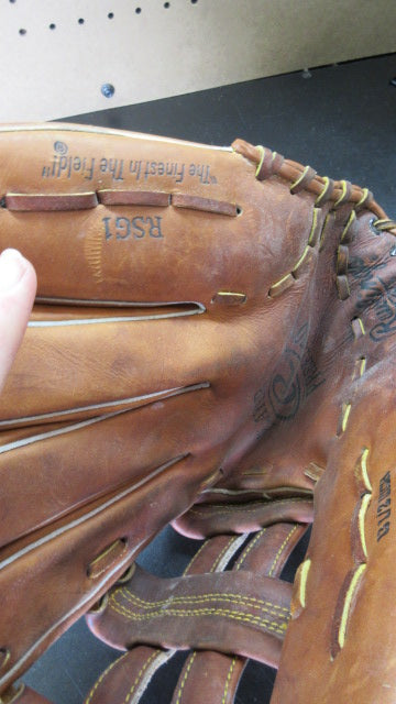 Load image into Gallery viewer, Used Rawlings Player Preferred 13 1/2" Outfield Glove - RHT
