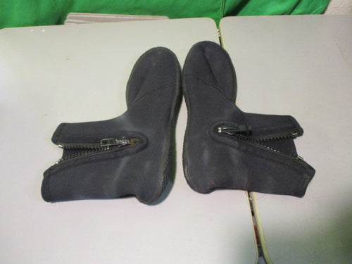 Used ScubaPro Neoprene Ladies 10 DIVE BOOTS