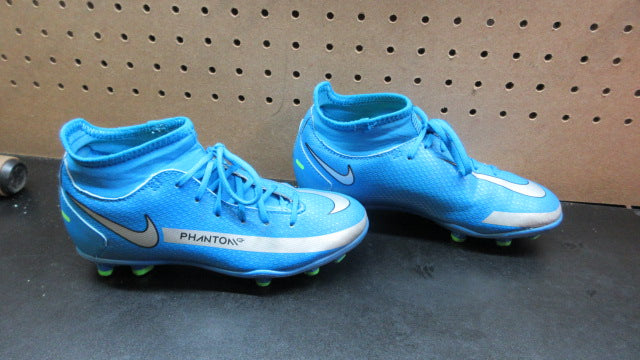 Load image into Gallery viewer, Used Nike Phantom GT Cleats - Size Youth 1.5
