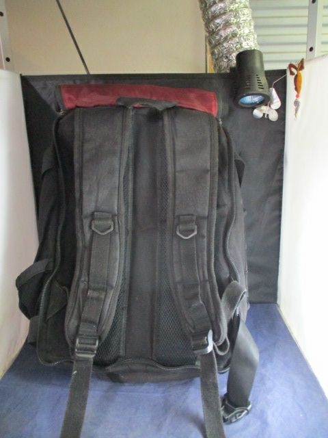 Used SovrnRepublic The Sovrn Drifter 2.0  Duffle/Backpack Bag - small holes