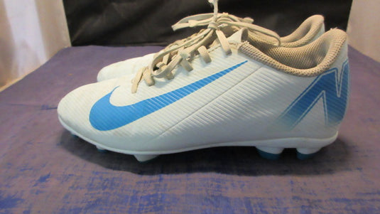 Used Nike Mercurial Soccer Cleats Youth Size 4.5 - small wear