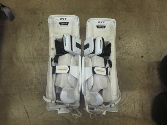 Used Vaughn Velocity Intermediate Goalie Leg Pads 31+2