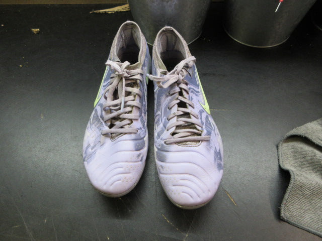 Load image into Gallery viewer, Used Nike Tiempo Legend 10 Elite FG Indoor Soccer Shoes - Size 5.5
