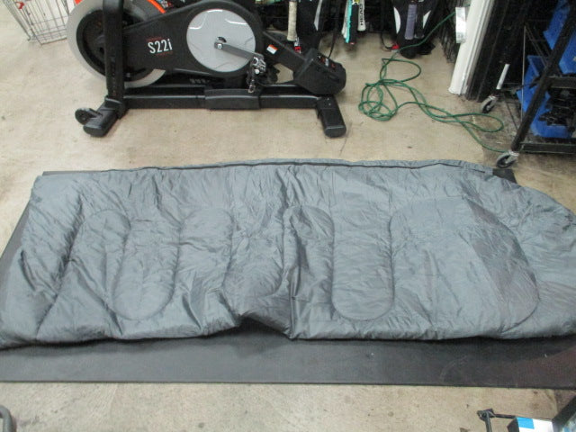 Load image into Gallery viewer, Used Soulout Envelope Camping Sleeping Bag
