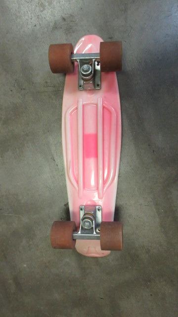 Load image into Gallery viewer, Used Sunboards Pink 22&quot; Penny Board
