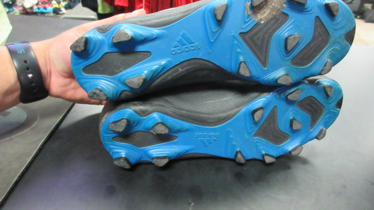 Used Adidas Predator Size 4.5 Soccer Cleats
