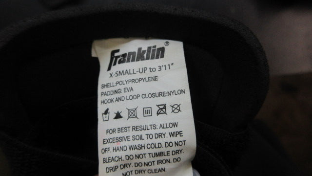 Load image into Gallery viewer, Used Franklin Soccer Shin Guards - Size Youth XS
