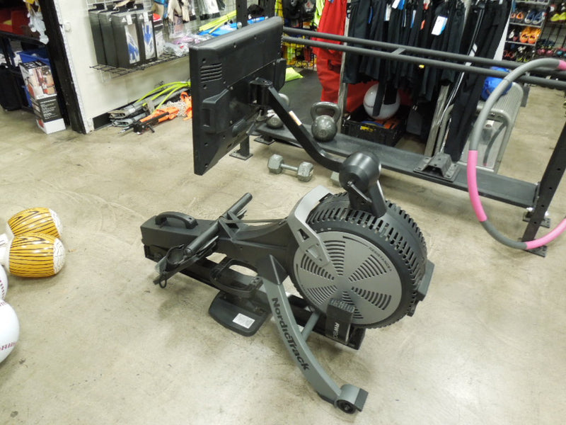Load image into Gallery viewer, Used Nordictrack RW900 Folding Rower With NEW 22" Touchscreen
