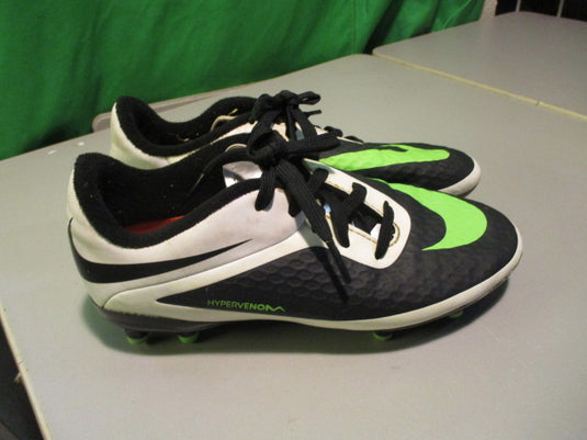 Used Nike Hypervenom Size Youth 2 Soccer Cleats