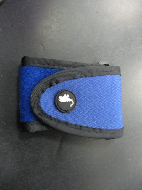 Load image into Gallery viewer, Used Stick It Magnetic Strap For Range Finder
