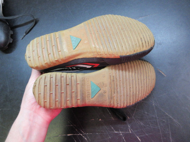 Load image into Gallery viewer, Used Feiyue Original Martial Arts Shoes - Youth 4
