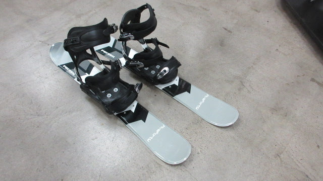 Load image into Gallery viewer, Used Phenom 90cm Five Forty 75 Ski Blades w/ Snowboard Bindings and Risers
