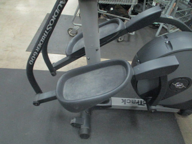 Load image into Gallery viewer, Used NordicTrack AudioStrider 600 Folding Elliptical
