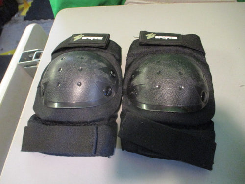 Used Sopfine Size Small Knee Pads