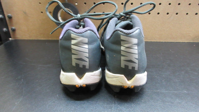 Load image into Gallery viewer, Used Nike Vapor Shark Football Cleats - Size Youth 4
