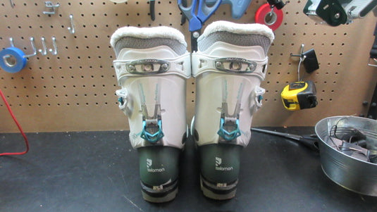 Used Salomon Quest 80w Energyzer Ski Boots - Size 24