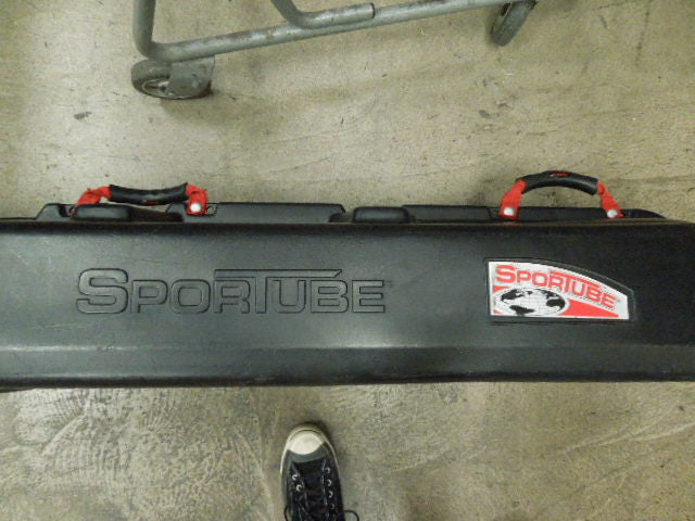 Load image into Gallery viewer, Used Sport Tube Extendable Snowboard Carry On Hard Case
