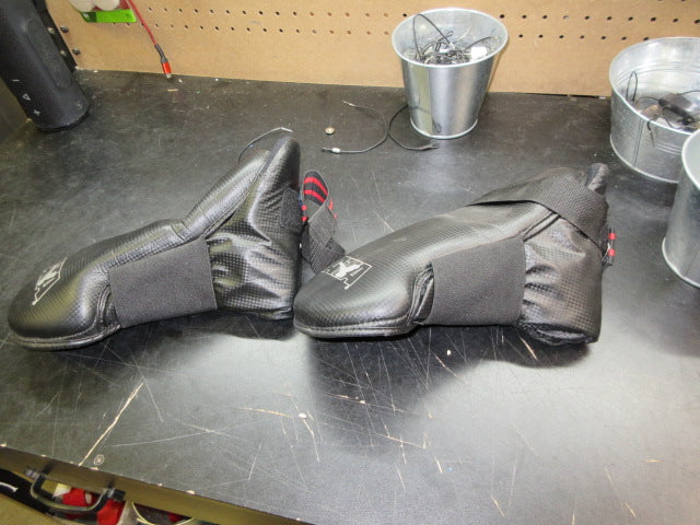 Load image into Gallery viewer, Used ATA Sparring Shoes - Size 13
