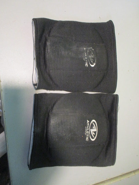 Load image into Gallery viewer, Used Athletic Black Volleyball Knee Pads
