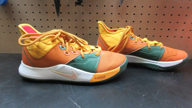 Load image into Gallery viewer, Used Nike PG 3 All Star Sneakers - Size 9
