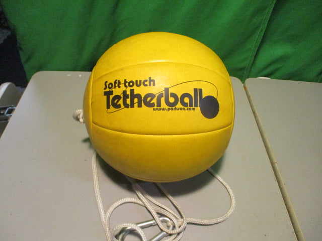 Load image into Gallery viewer, Used Park &amp; Sun Soft Touch Tetherball
