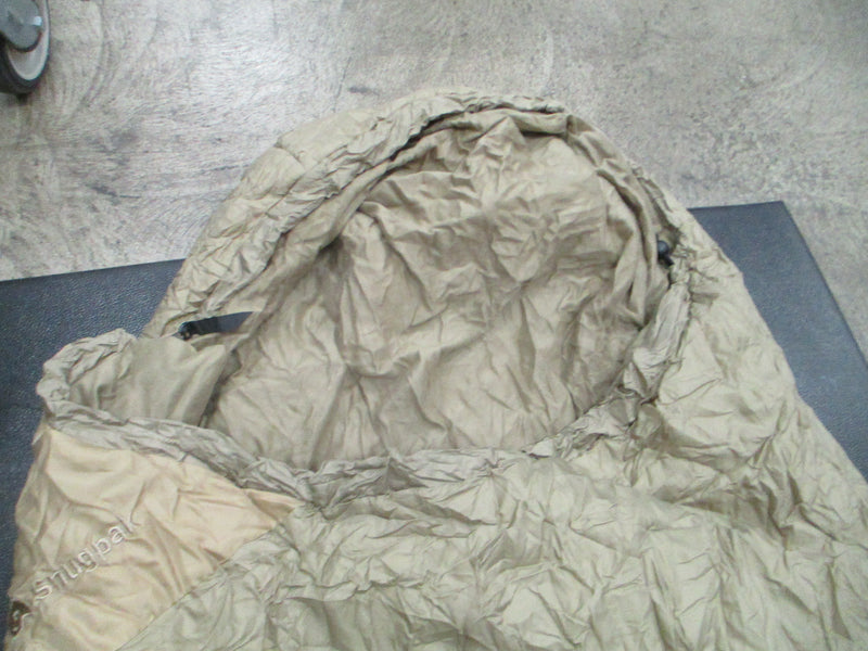 Load image into Gallery viewer, Used Sungpak 2 Deg Camping Sleeping Bag
