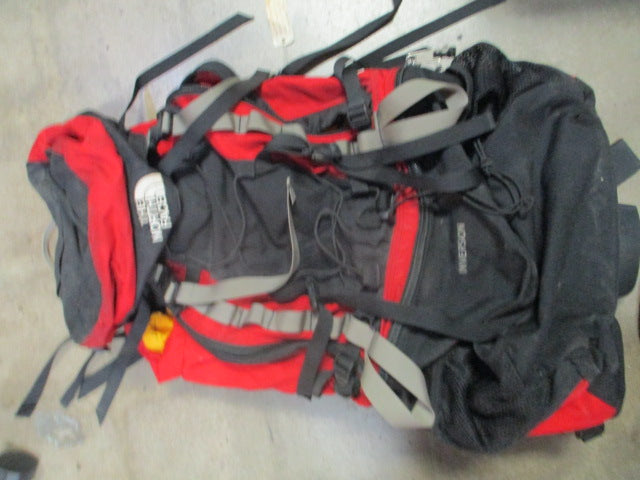 Load image into Gallery viewer, Used The North face Inversion Internal frame Hiking Backpack
