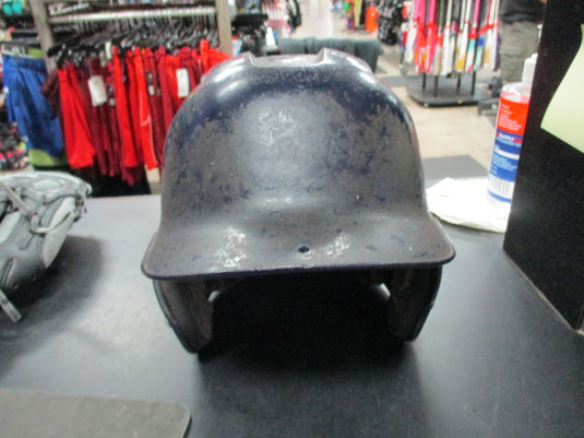 Used Easton Size 6 3/8 - 7 1/8 Batting  Helmet (Has Wear)