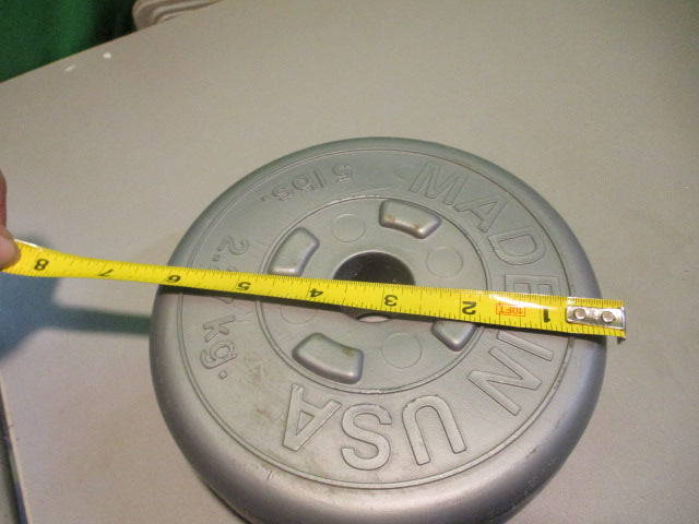 Load image into Gallery viewer, Used Standard  Plastic Weight Plate 5 lbs 2.27 Kg.
