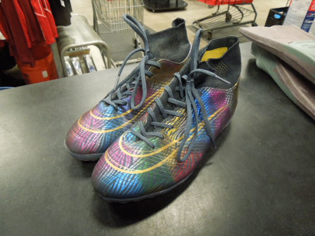 Load image into Gallery viewer, Used Unbranded Sock style Soccer Cleats No Size Visible
