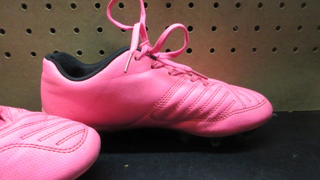Load image into Gallery viewer, Used Brooman Kids Firm Ground Soccer Cleats - Size 3
