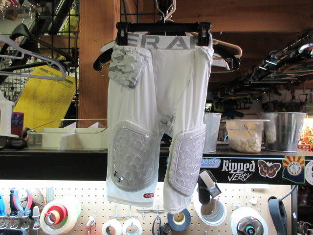 Load image into Gallery viewer, Used Under Armour Gameday 5 Padded Football Girdle - Youth
