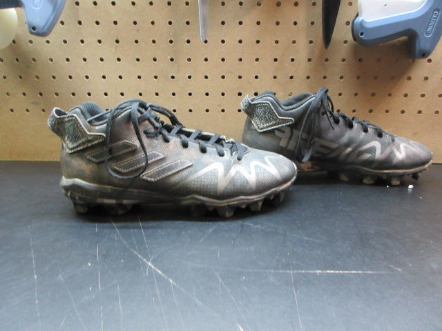 Load image into Gallery viewer, Used Adidas Kids' Freak Spark Mid Football Cleats - Size 6
