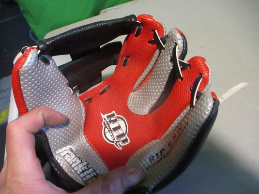 Used Franklin Ready To Play Size 8.5 Glove - RHT