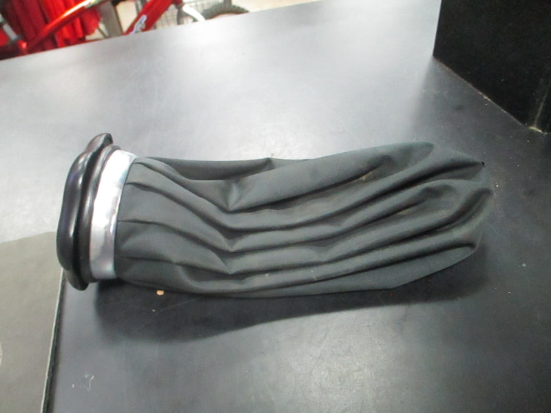 Load image into Gallery viewer, Used Ice Therapy Ice 20 9&#39; Ice Bag
