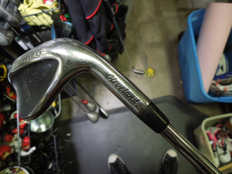 Load image into Gallery viewer, Used Cleveland Launcher XL HALO Partial 6pc Right Hand Iron Set 5-8i, DW and PW
