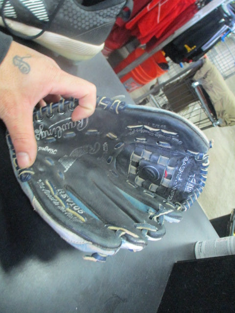 Load image into Gallery viewer, Used Rawlings Revolution Series 10.5" Glove - RHT
