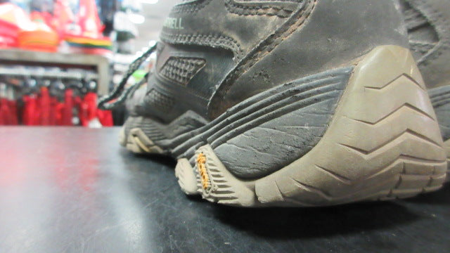 Load image into Gallery viewer, Used Merrell Mens 9 Hiking Shoes
