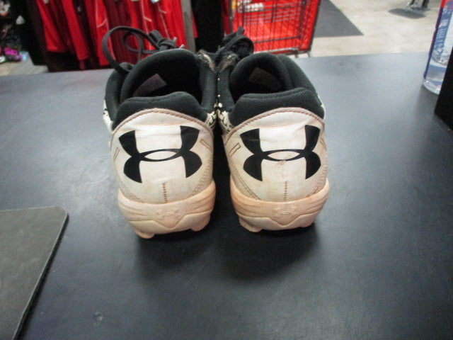 Load image into Gallery viewer, Used Under Armour Leadoff Size Youth 4 Cleats
