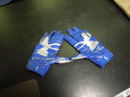 Used Under Armour 99% Extra Grip Youth Recievers Gloves Size YSM