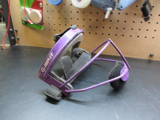 Load image into Gallery viewer, Used Rip-It Defense Youth Softball Mask
