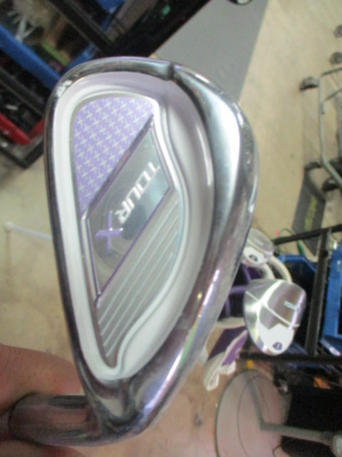 Load image into Gallery viewer, Used Tour X Junior 5 - Piece Golf Set Driver,3 Hybrid,2 Hybrid 7 Iron,9 Iron -RH
