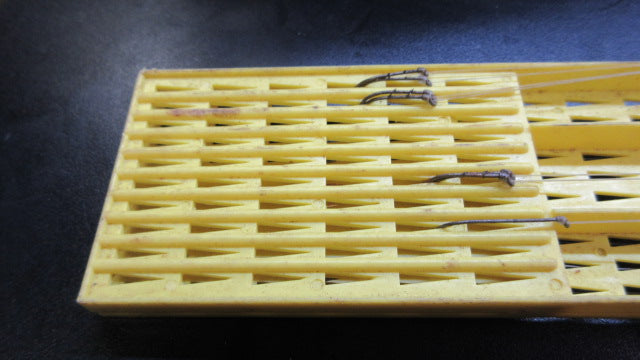 Load image into Gallery viewer, Used Vintage P &amp; K Everlast Tackle Caddy w/ Snelled Hooks
